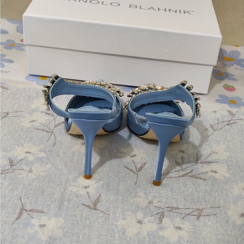 Manolo Blahnik Sky Blue Satin Crystal-Embellished Mule - Picture 4 of 14